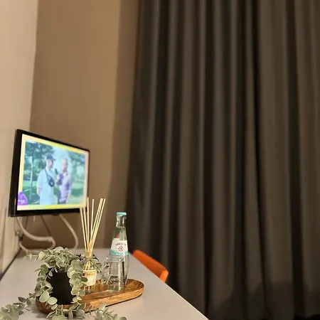 Colour Hotel-2